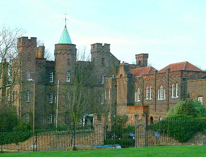 Vanbrugh Castle, London